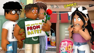 WE HAD PROM IN BLOXBURG?! *CHAOTIC + they KISSED👀?!* Bloxburg Roleplay