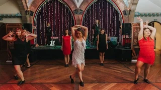 Gatsby surprise wedding dance | sydneysays