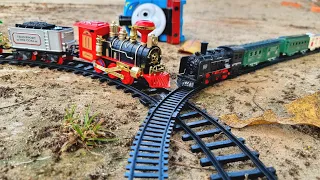 Mencari dan Merakit Mainan Kereta Api ChooChoo Super Locomotive, Kereta Api Rail King Premium Toys