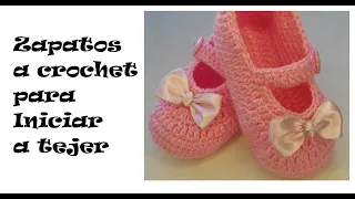 Crochet shoes for babies size 12, they are shoes for beginners in hand knitting with crochet