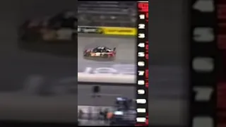 Pushin and shovin! Carl Edwards VS Kyle Busch Bristol 2008 NASCAR