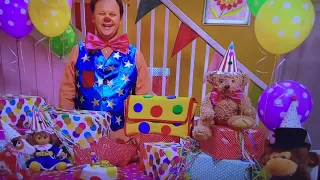 Happy birthday song & Mr Tumble Party credits. Happy Birthday Mr Tumble! 🎂🥳
