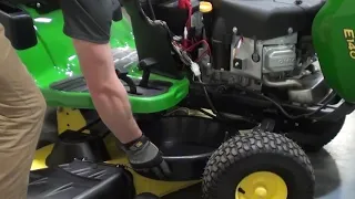 How to Perform a Traditional Oil Change | John Deere 100 Series Lawn Tractor