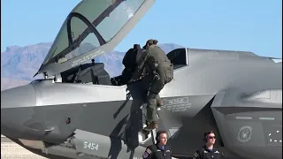 Amazing! Beautiful Female Pilot Flying F-35 Fighter Jet #f35