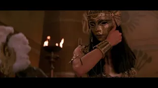 Nefertiri vs Anck su namun - Mummy Returns