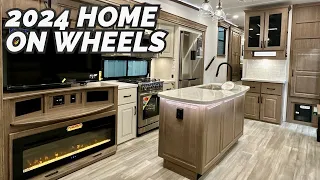 2024 home on wheels! 2024 Alliance Paradigm 340RL fifth wheel RV