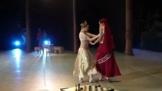 Gamzatti VS Nikiya Joy Womack and Alexandra Timofeeva Kremlin Ballet