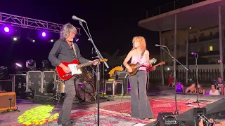 'Deep Elem Blues' (Larry Campbell & Teresa Williams)