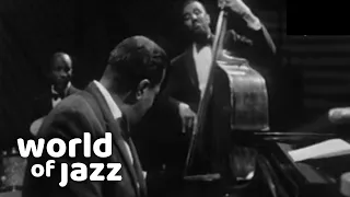 Oscar Peterson Trio - You Look Good To Me (Live) - 14 August 1965 • World of Jazz