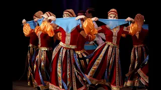 "Ой, вы, цыгане". Ансамбль​ "Счастливое детство". "Oh, you gypsies." Ensemble "Happy childhood".