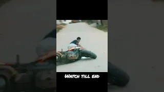 live crash ktm duke 250 | live accident | #motivation #stunt #rider #accidentnews #live #shorts #yt