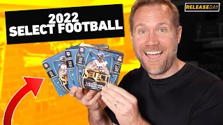 WE PULLED A GOLD /10!! 🤯 2022 Select Football BOX BATTLE!