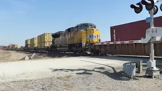 Union Pacific  stack west GE 7896  lead 1 DPU