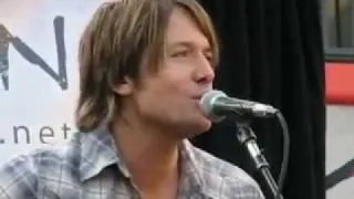 Keith Urban - Live @ Verizon in Pasadena - _Somebody Like You_ (Acoustic).flv