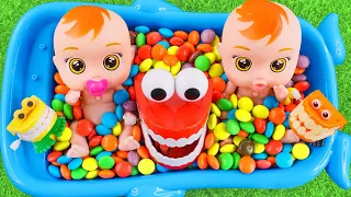 Satisfying Video | Relax Mixing Yummy Candy in Bathtubs with Antistress Grid Balls & M&M's Skull