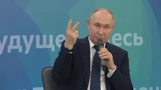 Владимир Путин на пальцах объяснил всё про демографию в стране