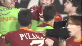 Totti scores game winner against Udinese