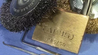 (picking 411) Brushing and picking an old ABUS 85/50 (a tricky pick)