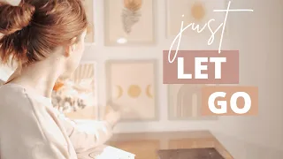 Tiny Ways To Make Letting Go Easier (Letting Go Of Clutter)