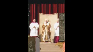 Ein Ständchen zum 79. Geburtstag von Papst Benedikt XVI. auf dem Petersplatz in Rom