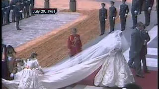 Designing Kate Middleton's wedding dress