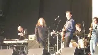 Robert Plant & The Sensational Space Shifters - Electric Picnic - "What Is And What Should Never Be"