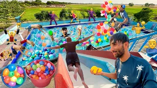 Biggest water Balloon Fight 😱In Swimming Pool 5000 Water Balloon Challenge-Team Me Ladai Ho Gai 😰