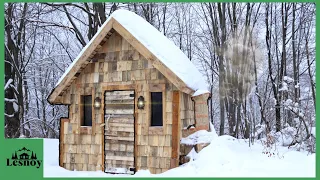 House with free pallets. From start to finish