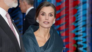 La reina Letizia, con vestido holandés, se despide de Máxima y Guillermo