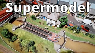 288. An amazing model railway on a canal boat!