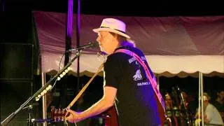 Neil Young - Love and War (Live at Farm Aid 2011)