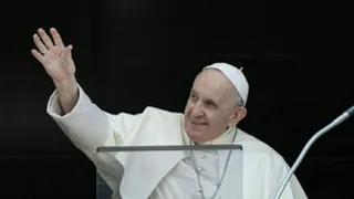 Италия. Ватикан. Над Ватиканом зависла «гроза», Папа Франциск хочет покинуть престол.