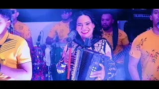 Raquel Arias - Soy Como Quise Ser (Fiesta Privada En Estebania de Azúa)