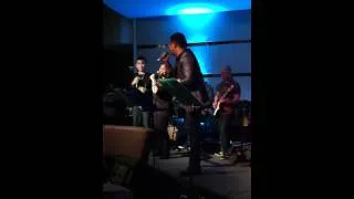 Time will Reveal - JED MADELA jamming with version FOUR POINT O