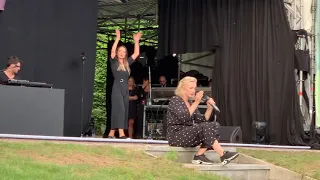 Leslie Clio - Rumours (Hamburg Stadtpark 04-08-19)