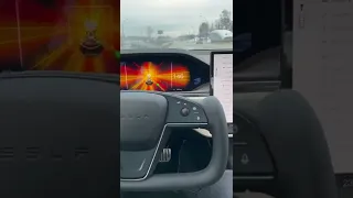 Tesla model S Plaid разгон