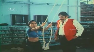 Ambarish Comes to Save Helpless Woman With Children - Anthintha gandu nanalla kannada movie part-1