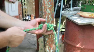 Как забрать веревку после спуска стоя уже внизу / How to pick up the rope after the descent