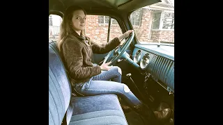 1954 Chevrolet 3100 start and walk around while running