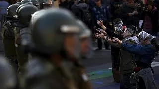 Santiago: Clashes during student demo over education reforms