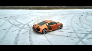 EXTRA PURE - Drifting Audi R8 V10 in the snow