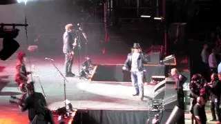 Chinese Democracy - Guns N' Roses Live at the O2 Arena in London