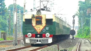 Kolkata Suburban's Outdated Green Colour EMU Local Train /// Old EMU Local Train.