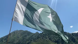 Pakishtani flag at LOC /Chilhana crossing point