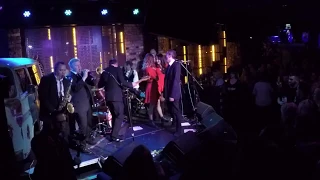 The Stars From The Commitments 'Live' - Treat Her Right