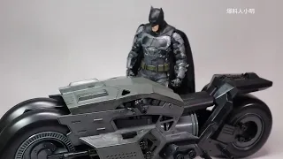 DC [The Flash Movie] Batman Bat cycle [McFarlane]