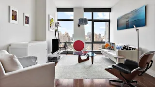 TOURING a Luxury One-Bedroom in Prime Flatiron NYC | 35 W. 15th Street #13B | SERHANT. Tour