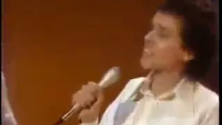 Leo Sayer - You Make Me Feel Like Dancing - 1976 pop music video