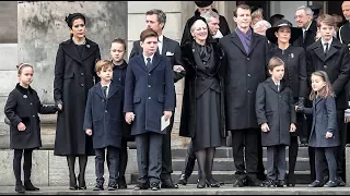 The family's last farewell to their beloved Prince Henrik