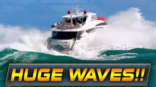 HUGE WAVES AT HAULOVER INLET! | Boats at Haulover Inlet | Wavy Boats